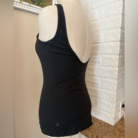 lululemon athletica Tops - Women’s size 2 Lululemon black scoop back tank top b1